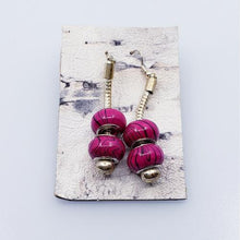 Load image into Gallery viewer, Cabbage Earrings