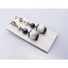 Load image into Gallery viewer, Broadleaf Plantain Earrings