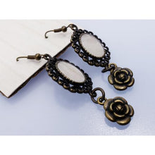 Load image into Gallery viewer, Alder Earrings