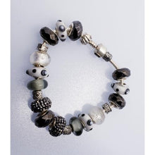 Load image into Gallery viewer, Carrot Weed Bracelet