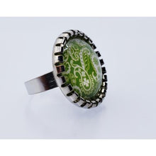 Load image into Gallery viewer, White Tansy Ring
